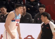 平博娱乐-山西男篮突出领先，保持不败战绩