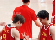 平博体育-关于姐妹连线！杨力维杨舒予合砍25分老将发力助队大胜的信息