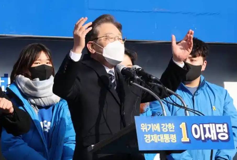 悬念再现！欧预赛四强终极对决的简单介绍
