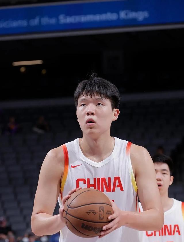 西悉尼流浪者冲击季军，年轻球员表现亮眼的简单介绍
