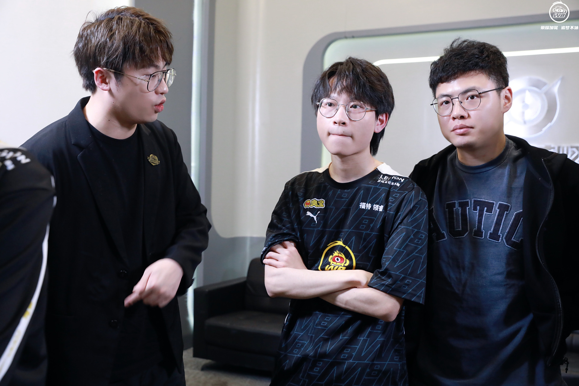关键比赛中，逐风者稳扎稳打拿下比赛，锁定晋级资格