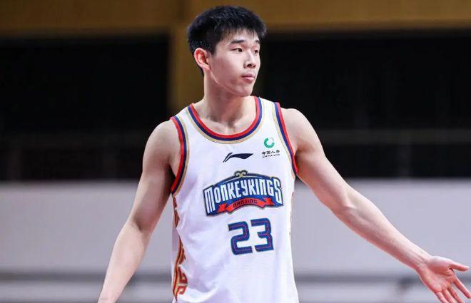 媒体人杨瀚森选秀当天会到纽约林葳则不会&但几乎锁定夏联资格